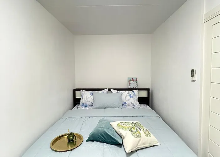 Lazy Ma-fia C3 Andy Apartment *